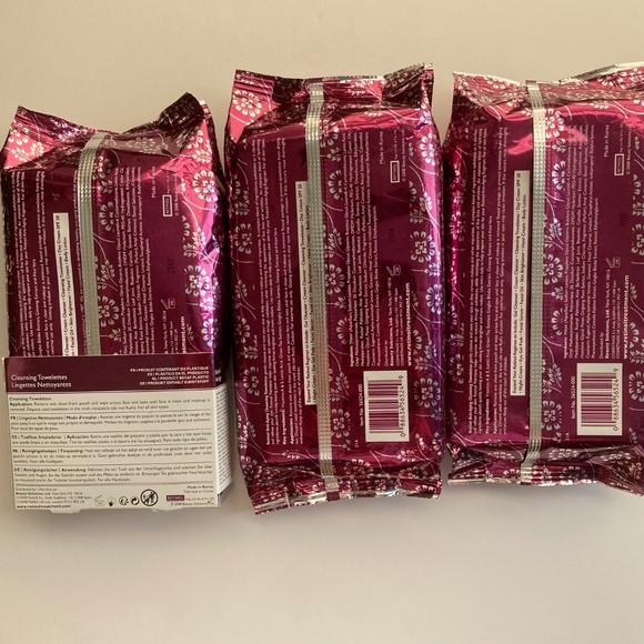 [Lot of 3] NEW Livaura Skincare Cosmetics Retinol Cleansing Wipes 60 Ct - Picture 13 of 14